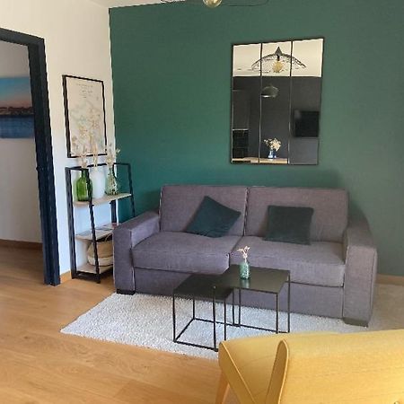 Le Clos Du Mesnil, Logement Totalement Independant Le Tourne Exterior foto